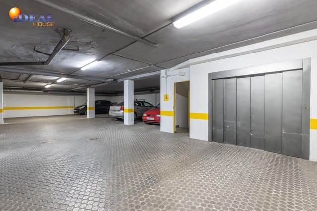 Garage for sale in Granada city - € 27,500 (Ref: 9433771)