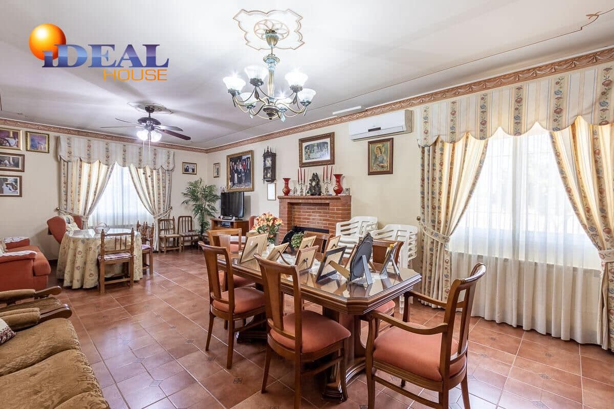 3 soverom Villa til salgs i Santa Fe med garasje - € 367 000 (Ref: 9433774)