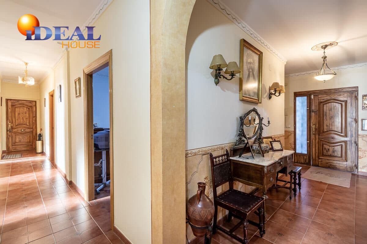 3 soverom Villa til salgs i Santa Fe med garasje - € 367 000 (Ref: 9433774)