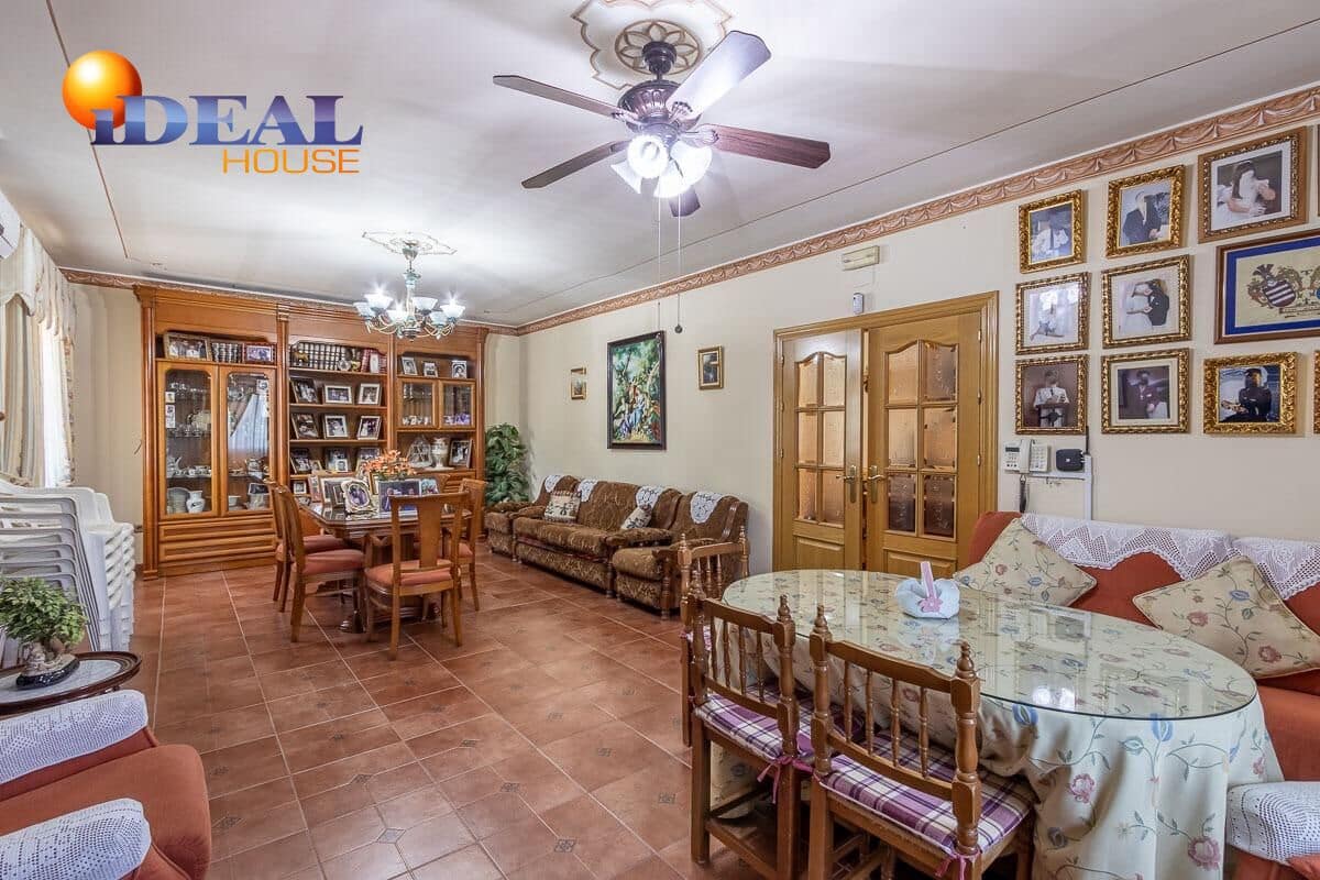 3 soverom Villa til salgs i Santa Fe med garasje - € 367 000 (Ref: 9433774)