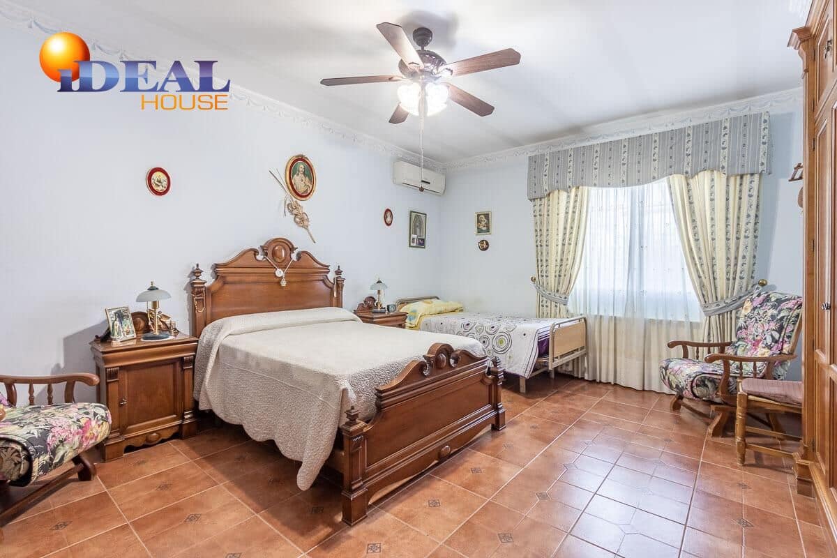 3 soverom Villa til salgs i Santa Fe med garasje - € 367 000 (Ref: 9433774)