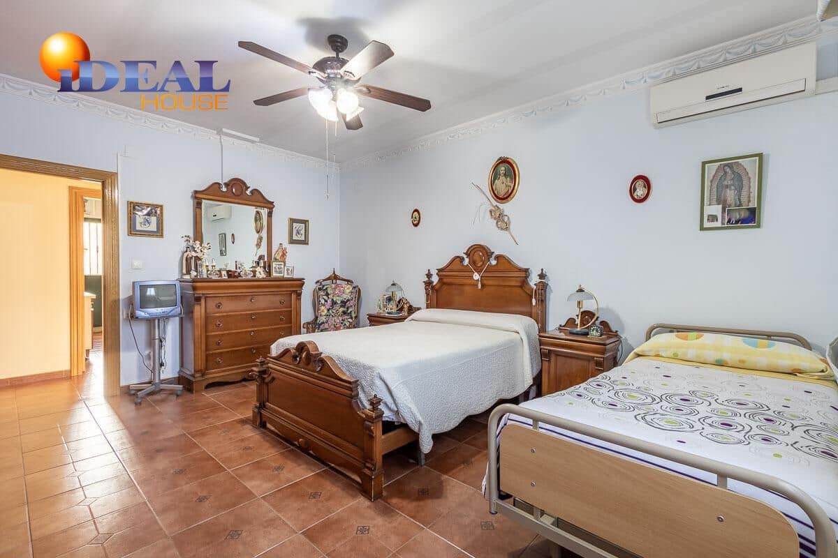 3 soverom Villa til salgs i Santa Fe med garasje - € 367 000 (Ref: 9433774)