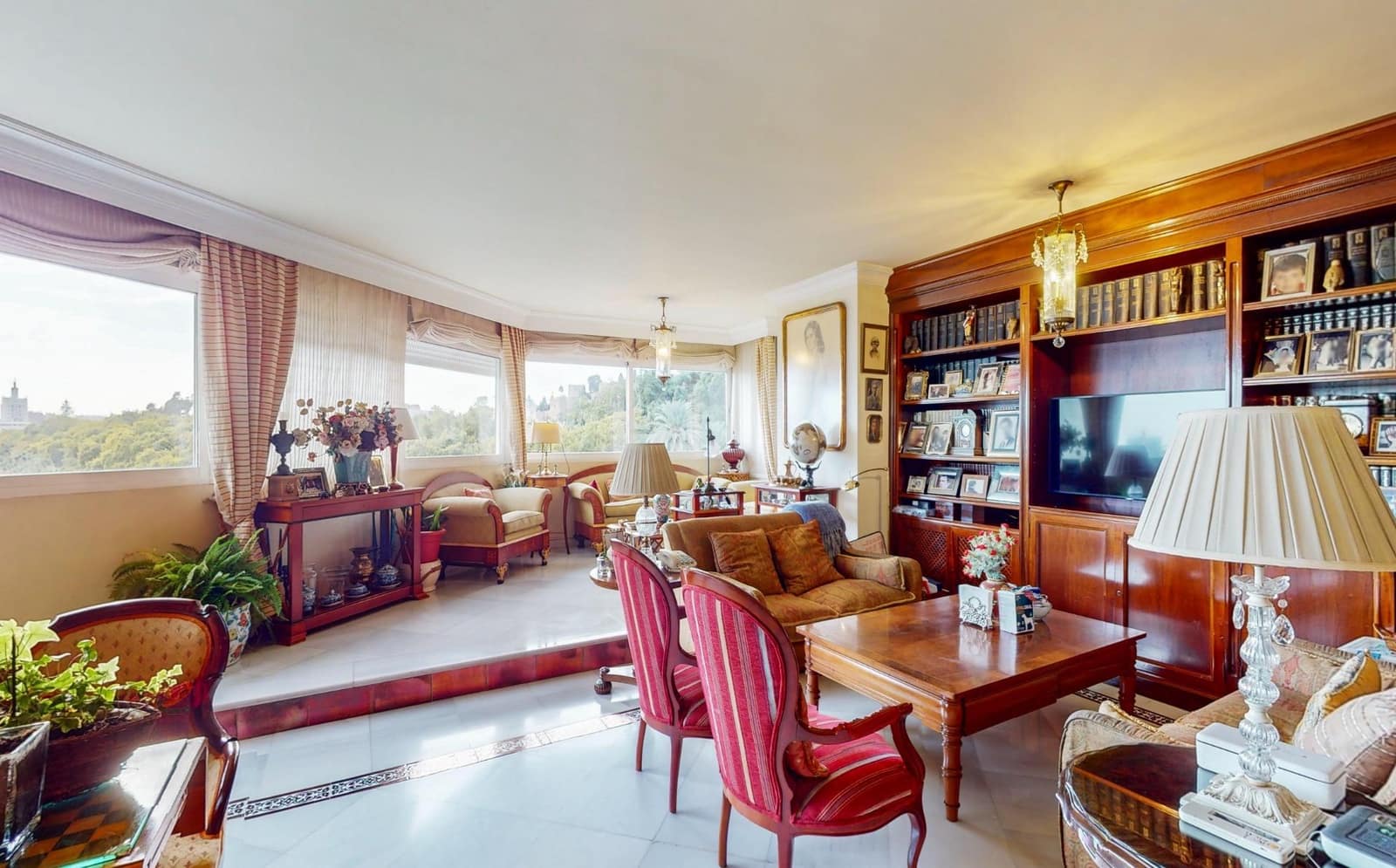 Piso de 4 habitaciones en Málaga ciudad en venta con piscina garaje - 1.890.000 € (Ref: 9433776)