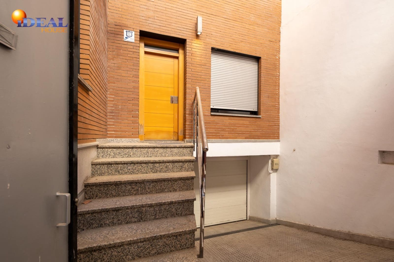 Casa de 5 habitaciones en Granada ciudad en venta con garaje - 895.000 € (Ref: 9433777)