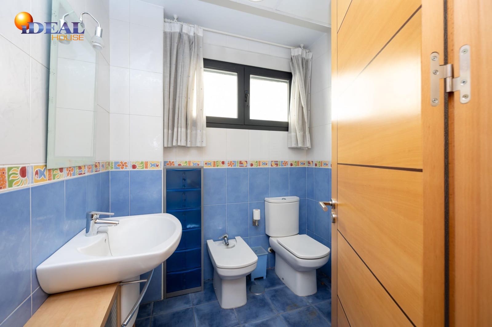 Casa de 5 habitaciones en Granada ciudad en venta con garaje - 895.000 € (Ref: 9433777)