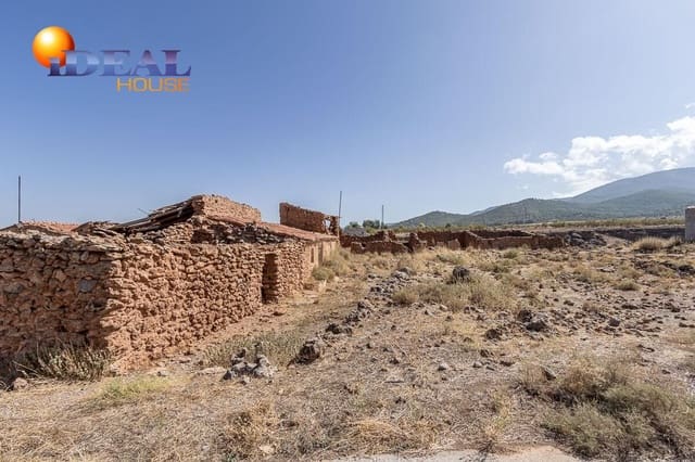 Maalaistalo myytävänä paikassa Gor - 17 900 € (Ref: 9433778)