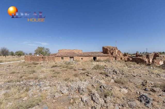 Maalaistalo myytävänä paikassa Gor - 17 900 € (Ref: 9433778)