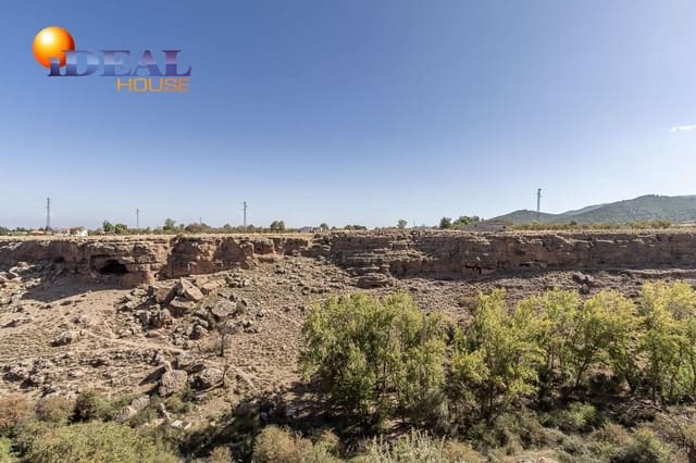 Maalaistalo myytävänä paikassa Gor - 17 900 € (Ref: 9433778)