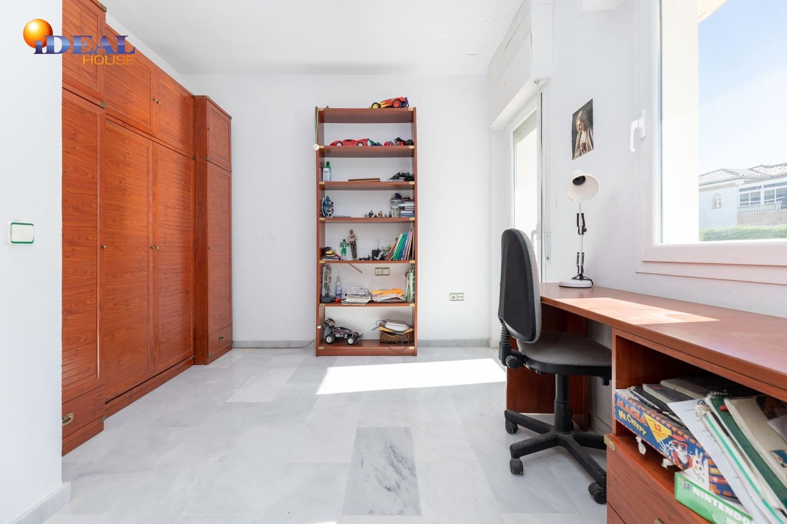 4 soverom Villa til salgs i Albolote med garasje - € 420 000 (Ref: 9433779)