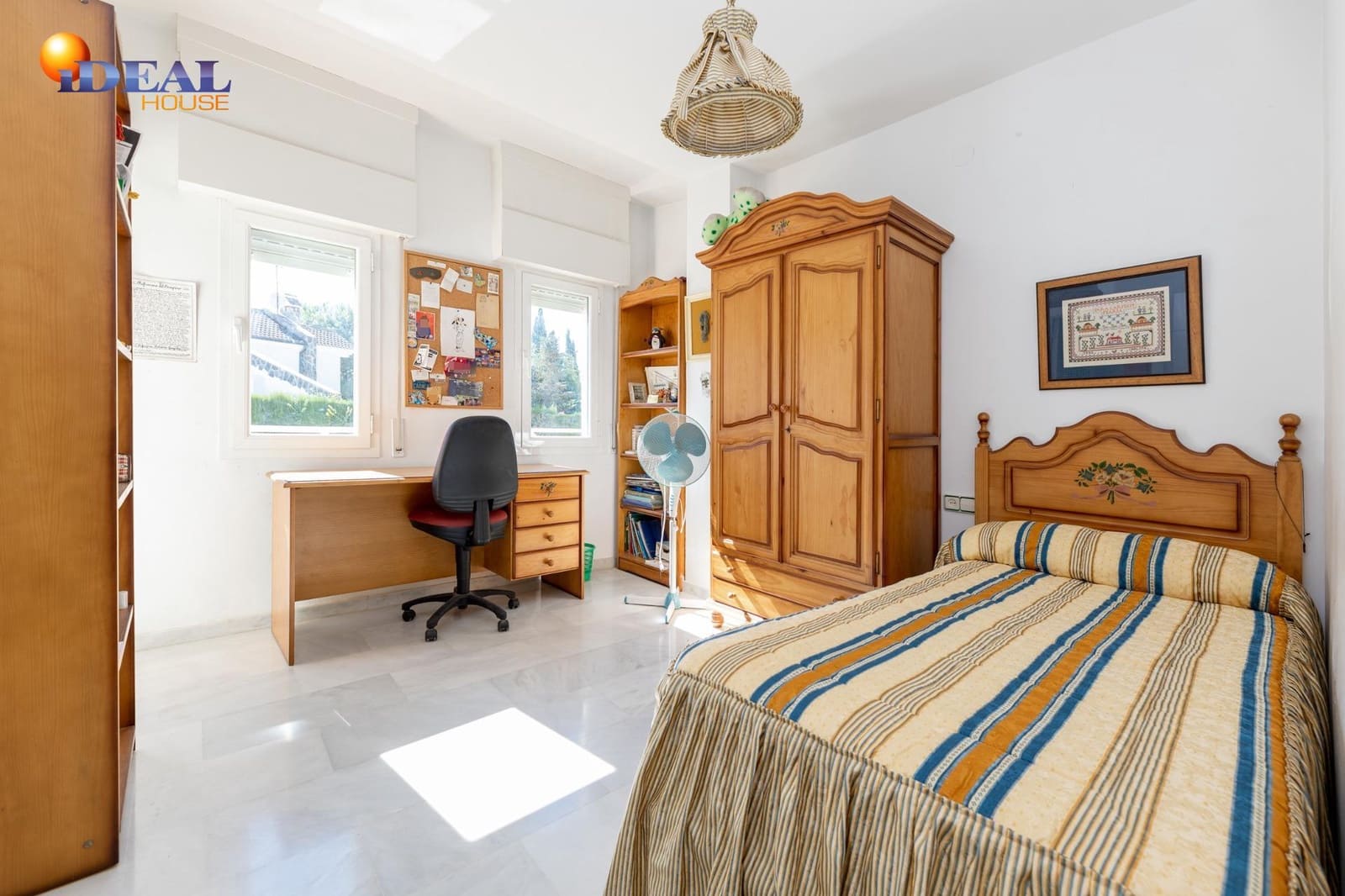 4 soverom Villa til salgs i Albolote med garasje - € 420 000 (Ref: 9433779)