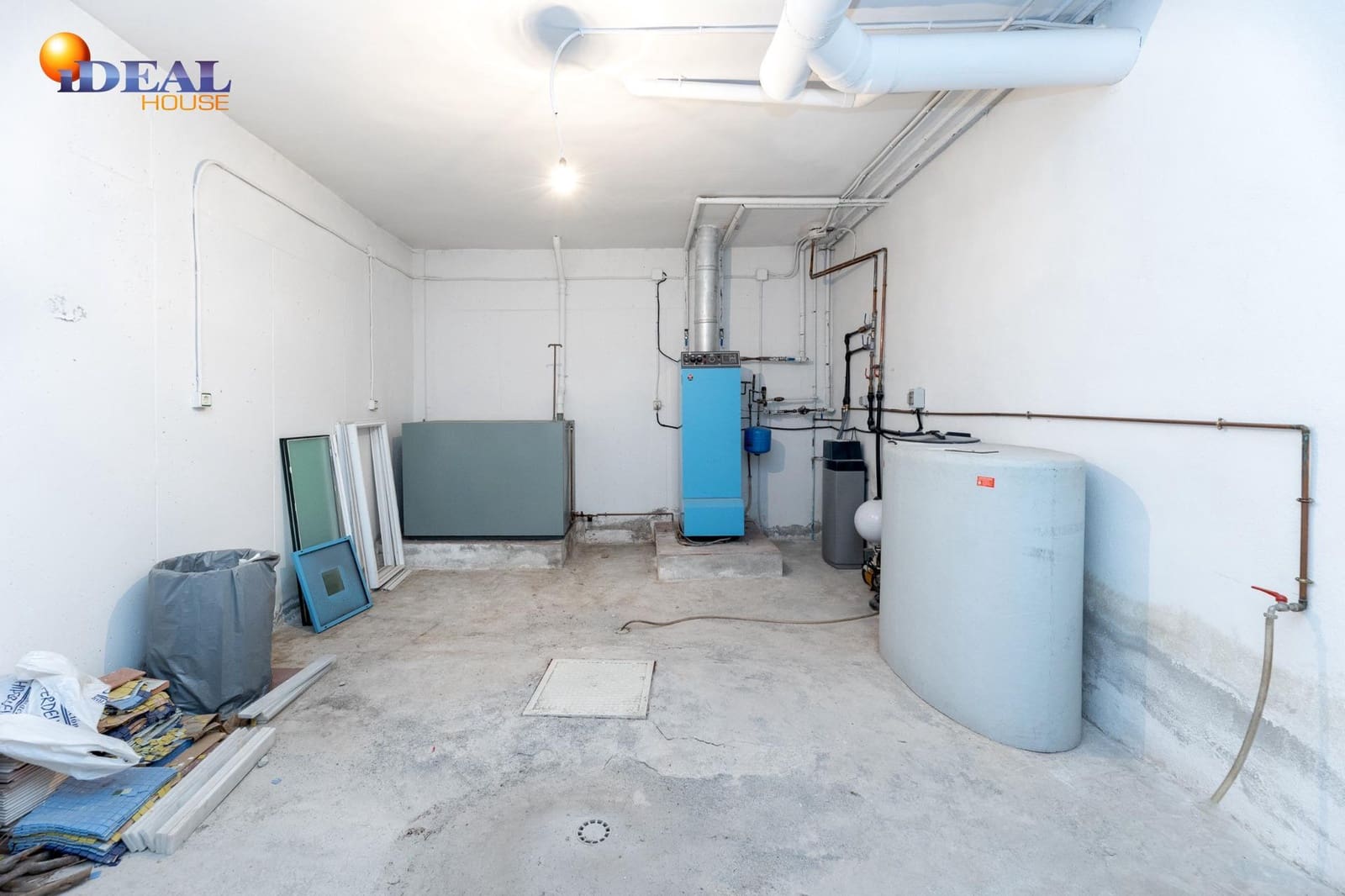 4 soverom Villa til salgs i Albolote med garasje - € 420 000 (Ref: 9433779)