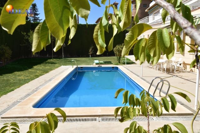 4 soverom Villa til salgs i Albolote med garasje - € 420 000 (Ref: 9433779)