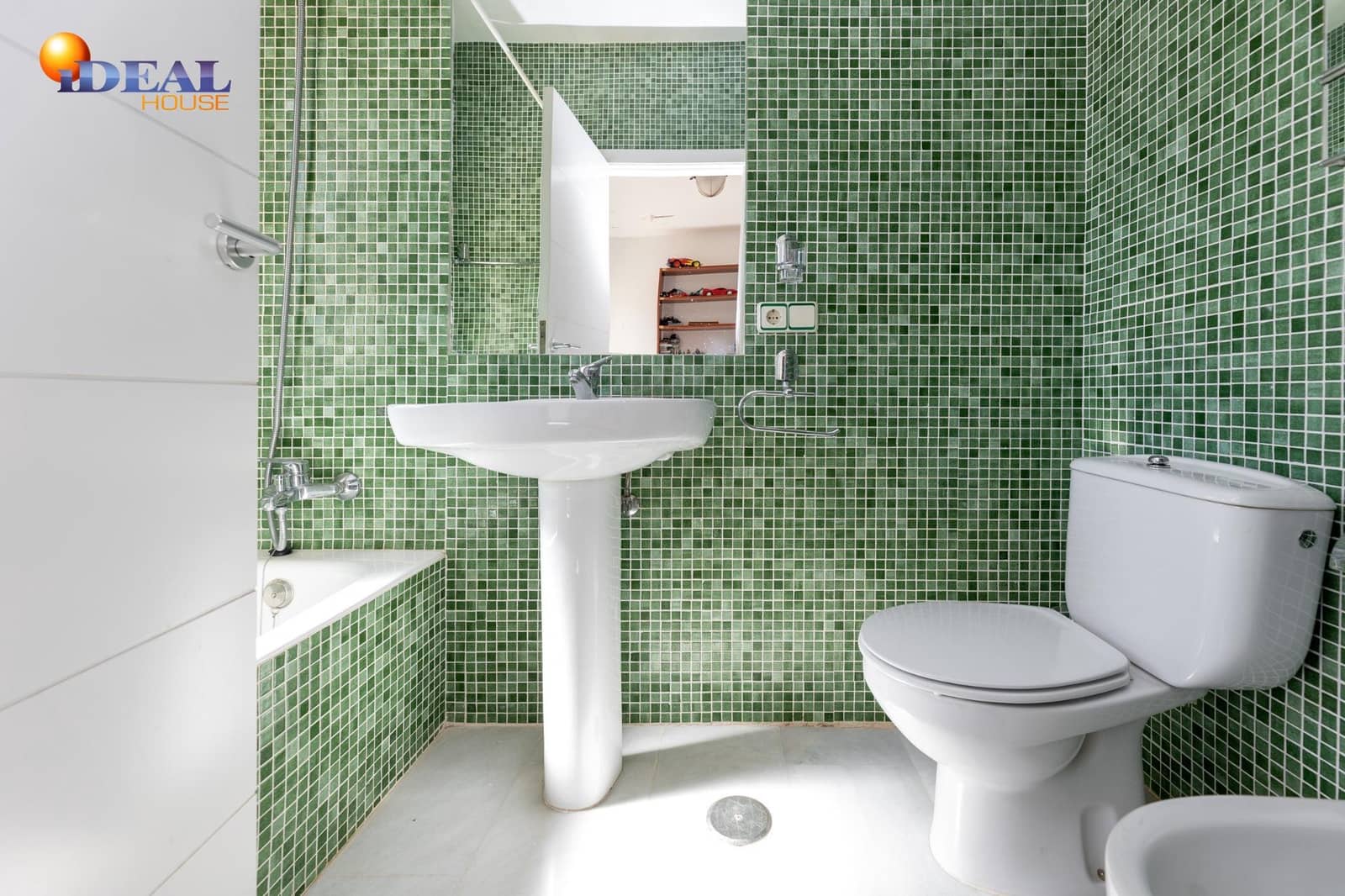 4 soverom Villa til salgs i Albolote med garasje - € 420 000 (Ref: 9433779)