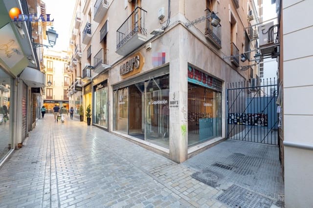 Commercieel te koop in Centro, Granada stad - € 210.000 (Ref: 9433781)