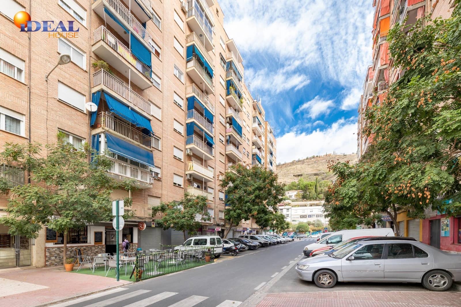 Komercyjne na sprzedaż w Miasto Grenada - 156 000 € (Ref: 9433782)