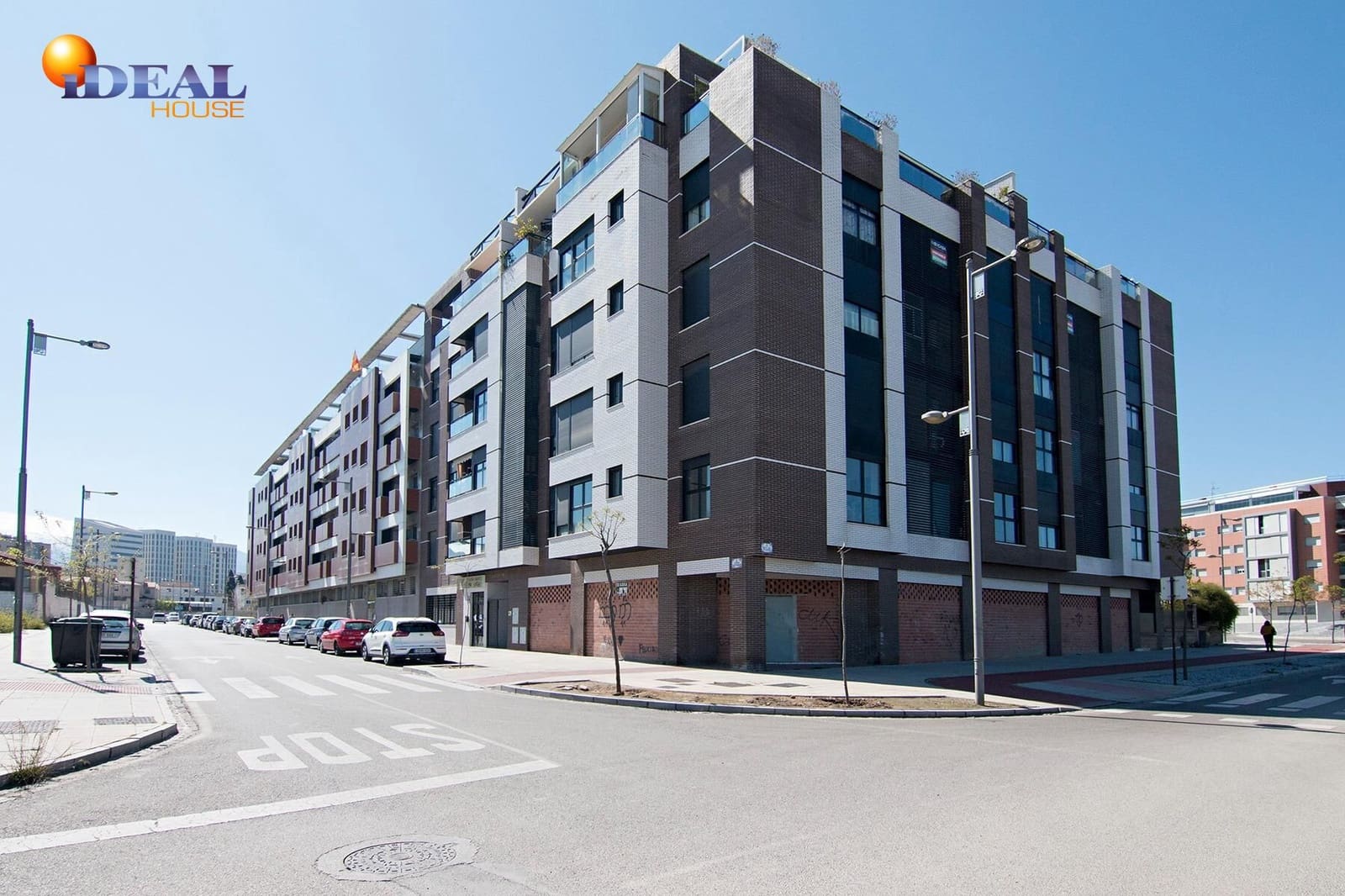 Erhverv til salg i Armilla - € 500.000 (Ref: 9433786)