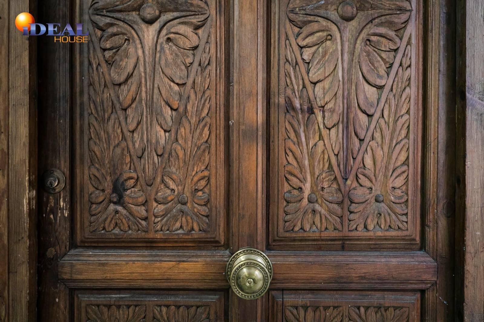 7 bedroom Townhouse for sale in Granada city with garage - € 695,000 (Ref: 9433787)