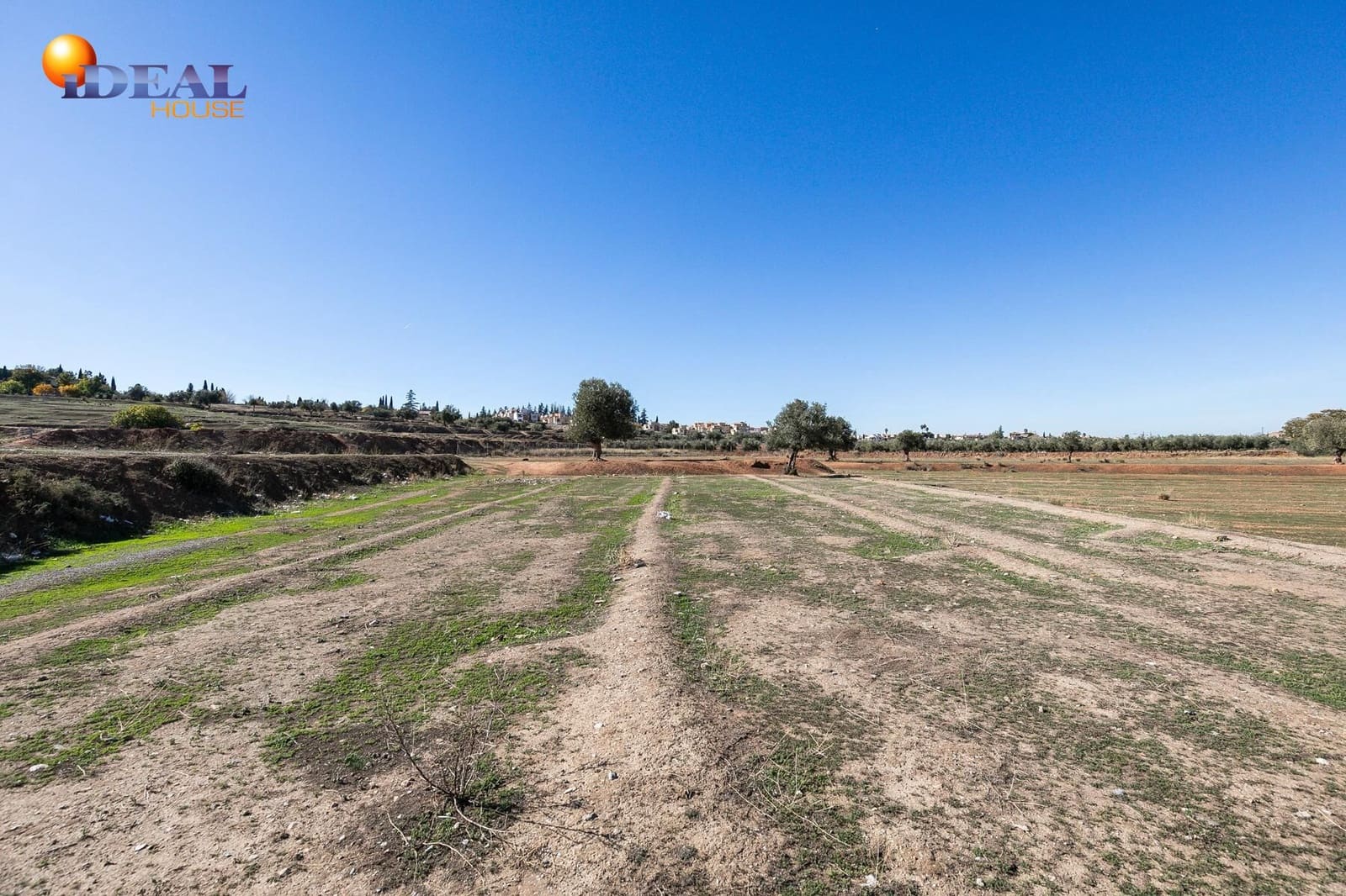 Tomt till salu i Ogijares - 207 425 € (Ref: 9433788)