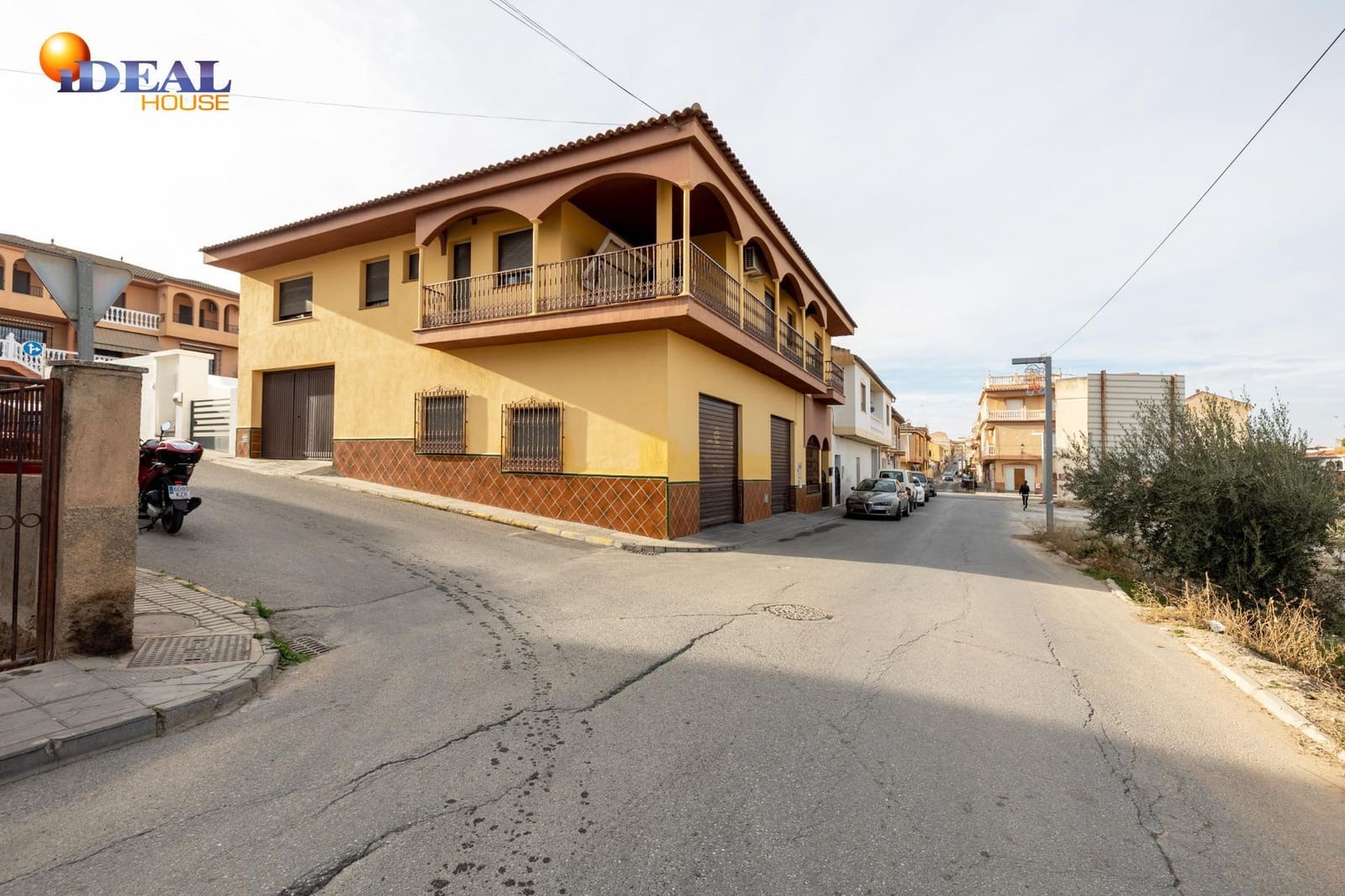 4 soveværelse Byhus til salg i Las Gabias med garage - € 245.000 (Ref: 9433789)