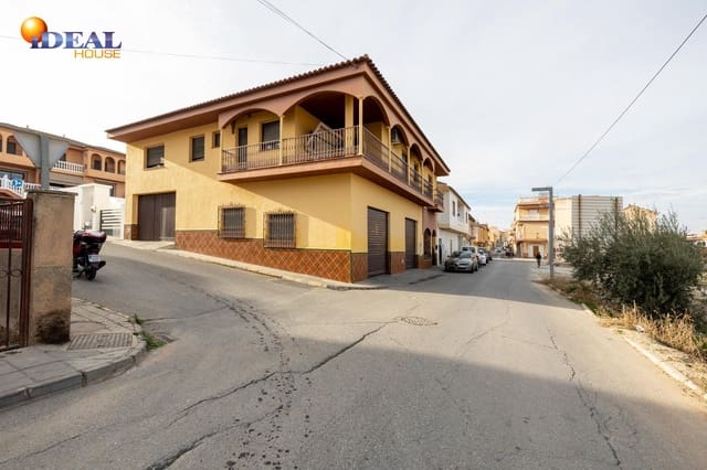 4 soveværelse Byhus til salg i Las Gabias med garage - € 245.000 (Ref: 9433789)