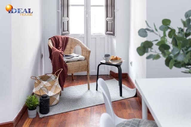 2 slaapkamer Flat te koop in Centro, Granada stad - € 322.999 (Ref: 9433790)