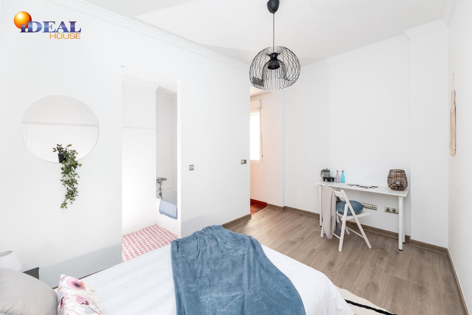 2 bedroom Flat for sale in Granada city - € 322,999 (Ref: 9433790)