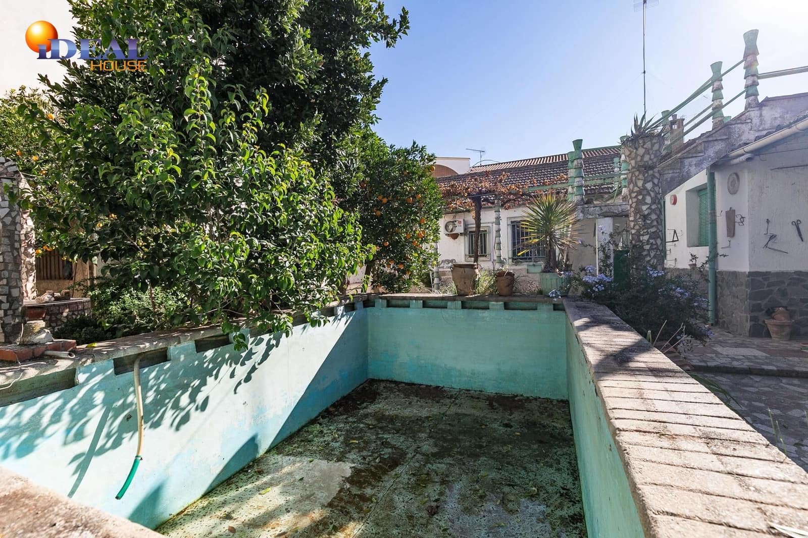 4 quarto Moradia para venda em Albolote com piscina garagem - 300 000 € (Ref: 9433791)