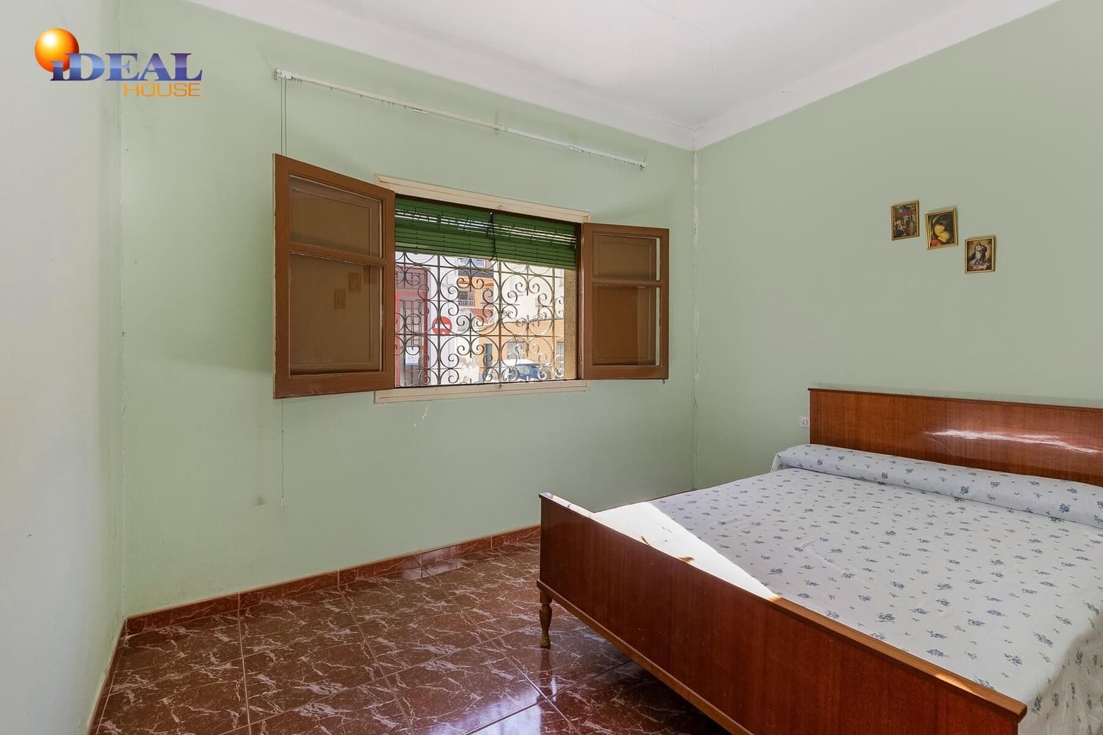 4 quarto Moradia para venda em Albolote com piscina garagem - 300 000 € (Ref: 9433791)