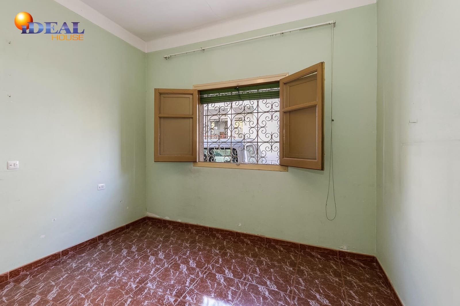 4 quarto Moradia para venda em Albolote com piscina garagem - 300 000 € (Ref: 9433791)