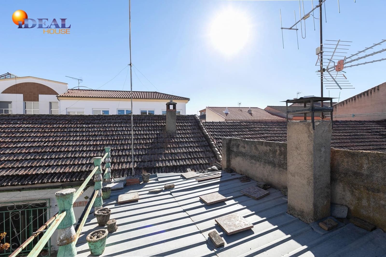 4 quarto Moradia para venda em Albolote com piscina garagem - 300 000 € (Ref: 9433791)