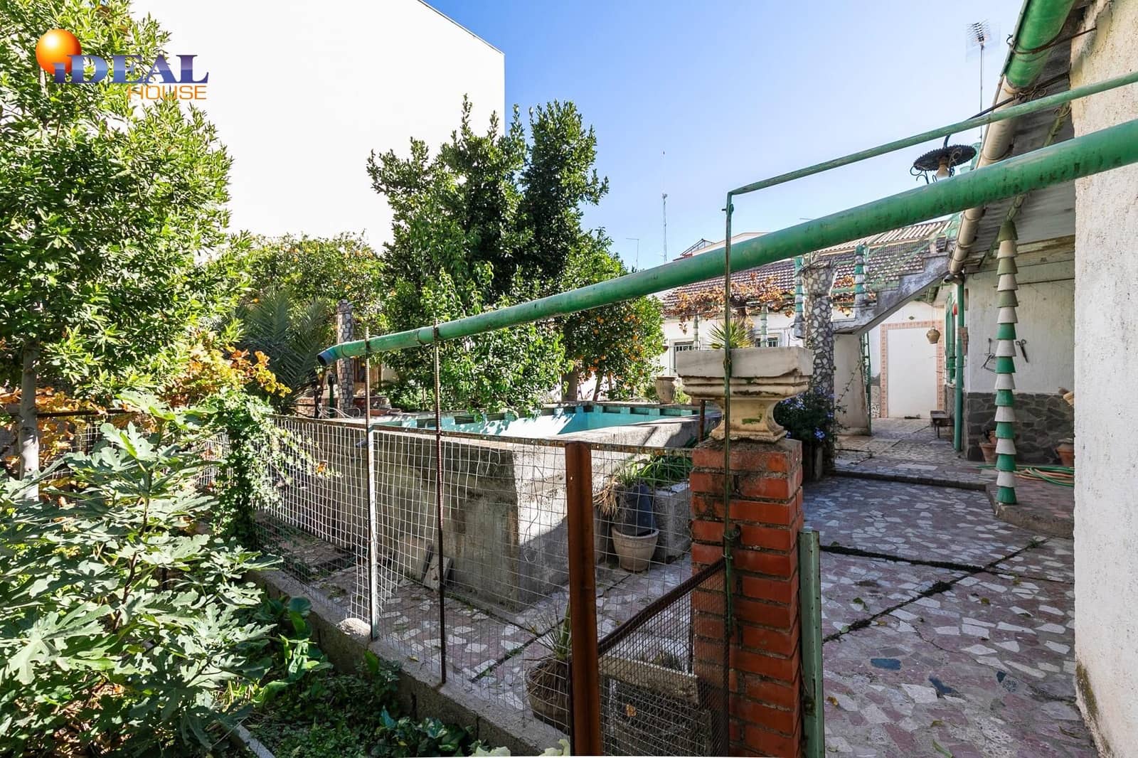 4 quarto Moradia para venda em Albolote com piscina garagem - 300 000 € (Ref: 9433791)