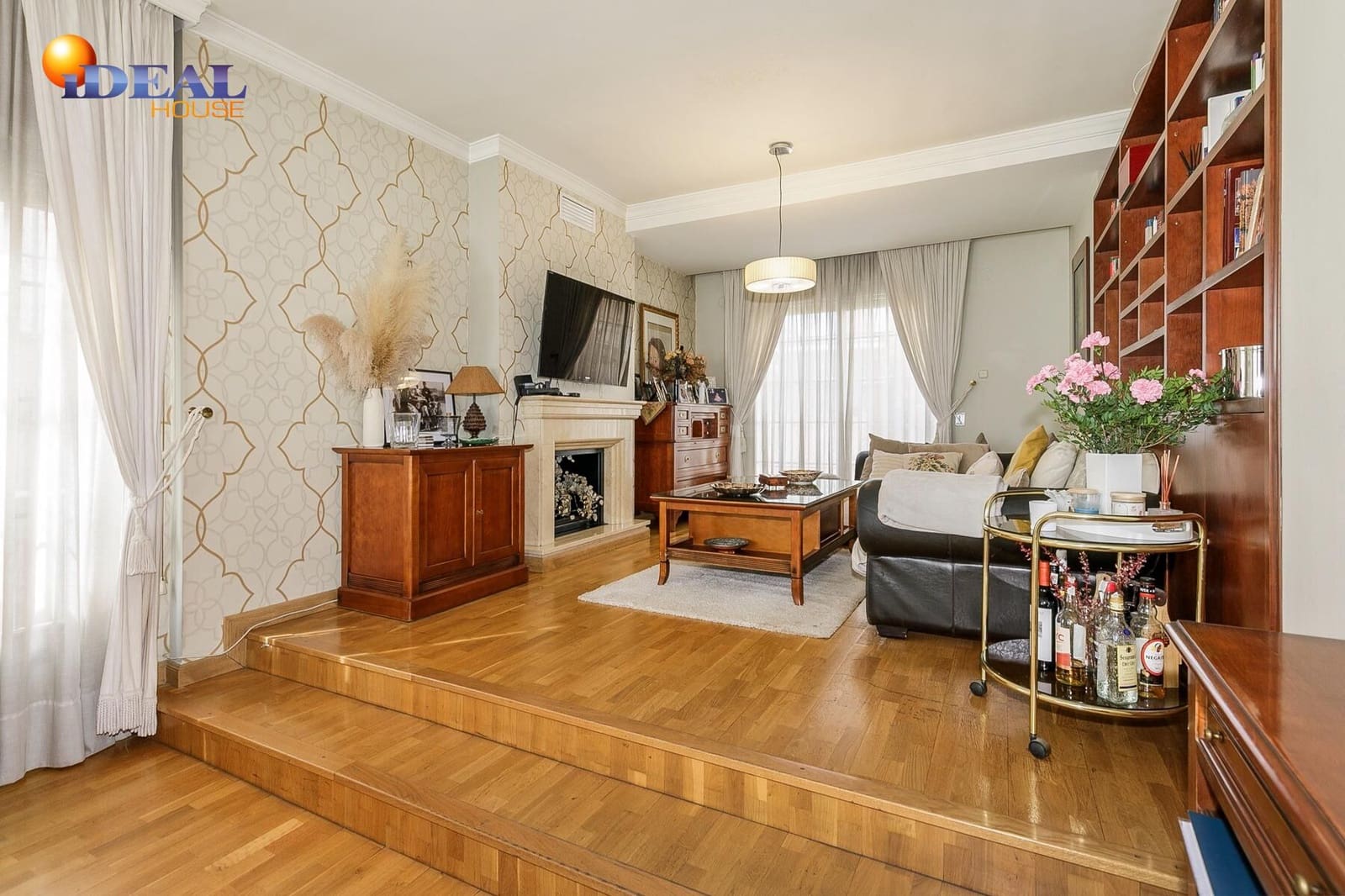 Chalet de 4 habitaciones en Granada ciudad en venta con piscina garaje - 1.180.000 € (Ref: 9433792)