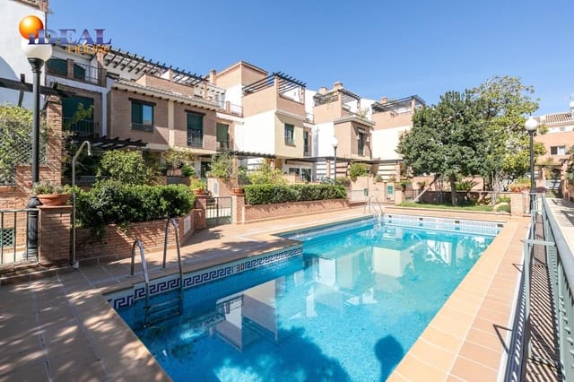 4 Zimmer Villa zu verkaufen in Granada Stadt mit Pool Garage - 1.180.000 € (Ref: 9433792)