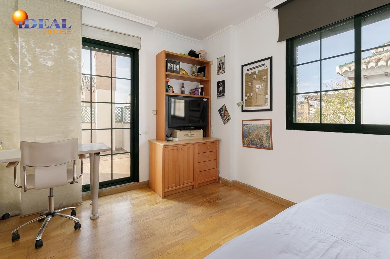 Chalet de 4 habitaciones en Granada ciudad en venta con piscina garaje - 1.180.000 € (Ref: 9433792)