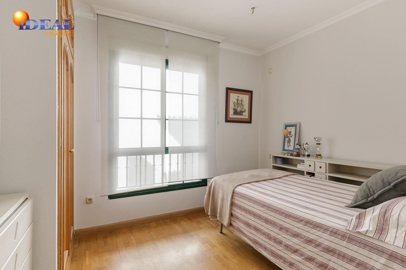 Chalet de 4 habitaciones en Granada ciudad en venta con piscina garaje - 1.180.000 € (Ref: 9433792)