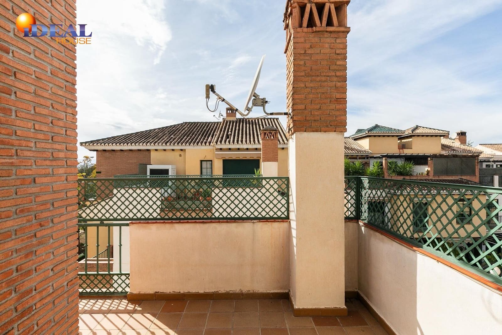 Chalet de 4 habitaciones en Granada ciudad en venta con piscina garaje - 1.180.000 € (Ref: 9433792)