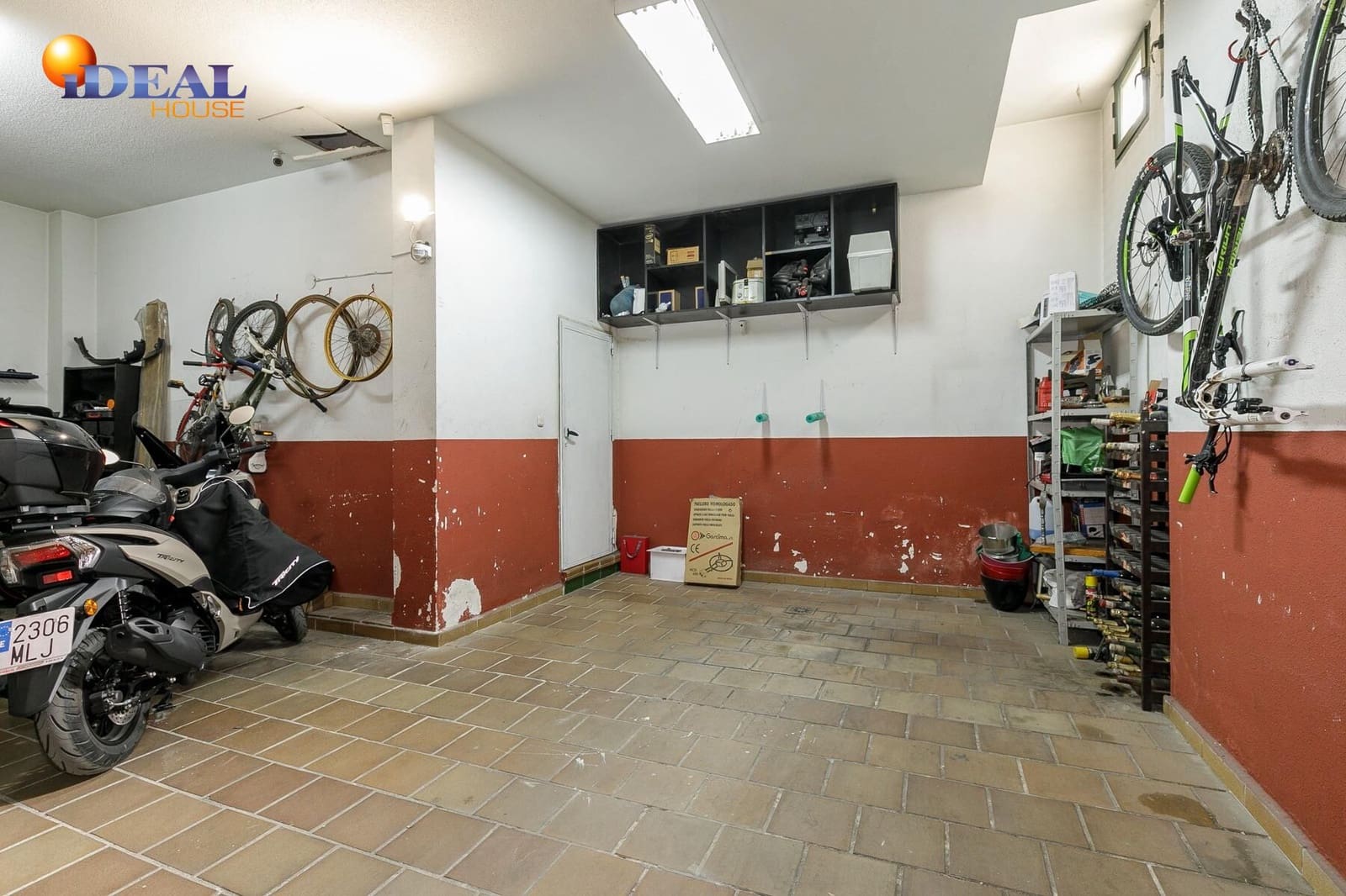 Chalet de 4 habitaciones en Granada ciudad en venta con piscina garaje - 1.180.000 € (Ref: 9433792)