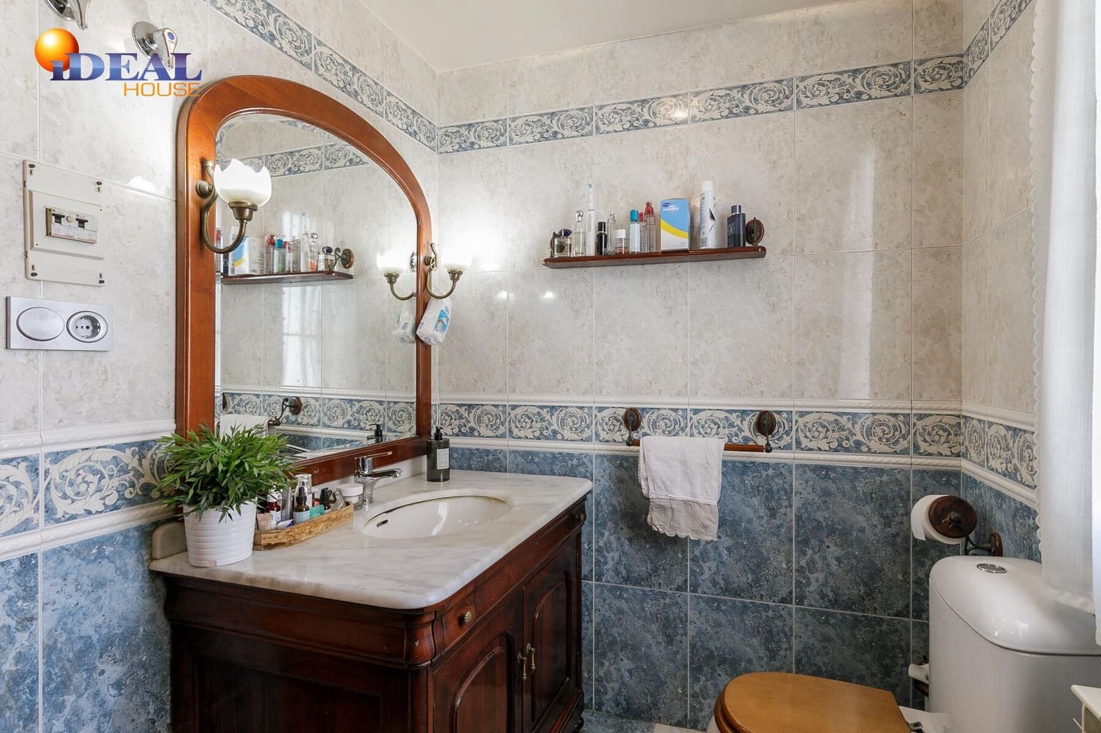 Chalet de 4 habitaciones en Granada ciudad en venta con piscina garaje - 1.180.000 € (Ref: 9433792)