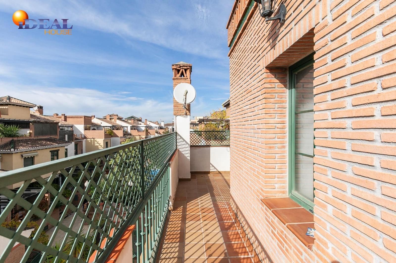 Chalet de 4 habitaciones en Granada ciudad en venta con piscina garaje - 1.180.000 € (Ref: 9433792)