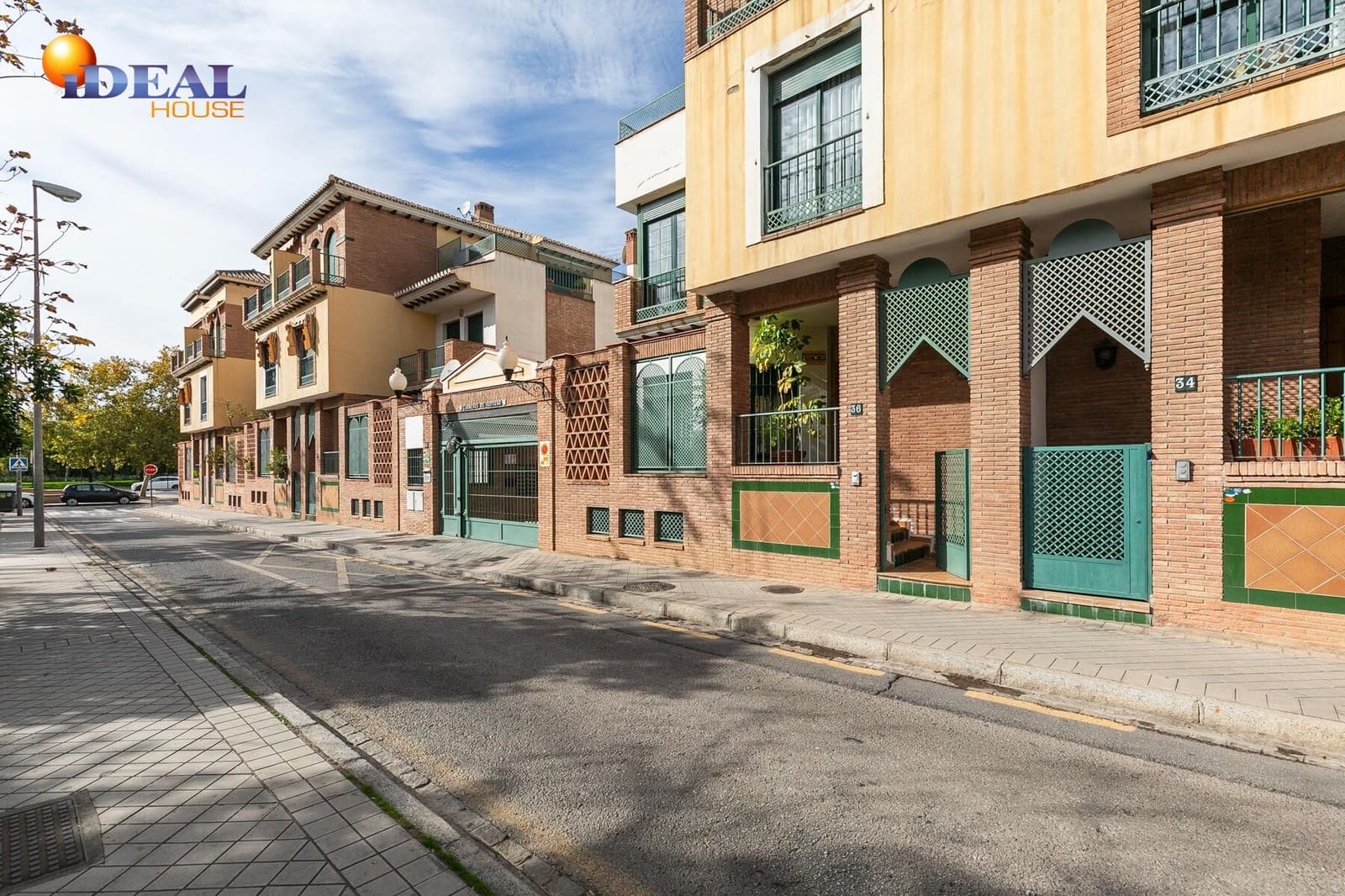 Chalet de 4 habitaciones en Granada ciudad en venta con piscina garaje - 1.180.000 € (Ref: 9433792)