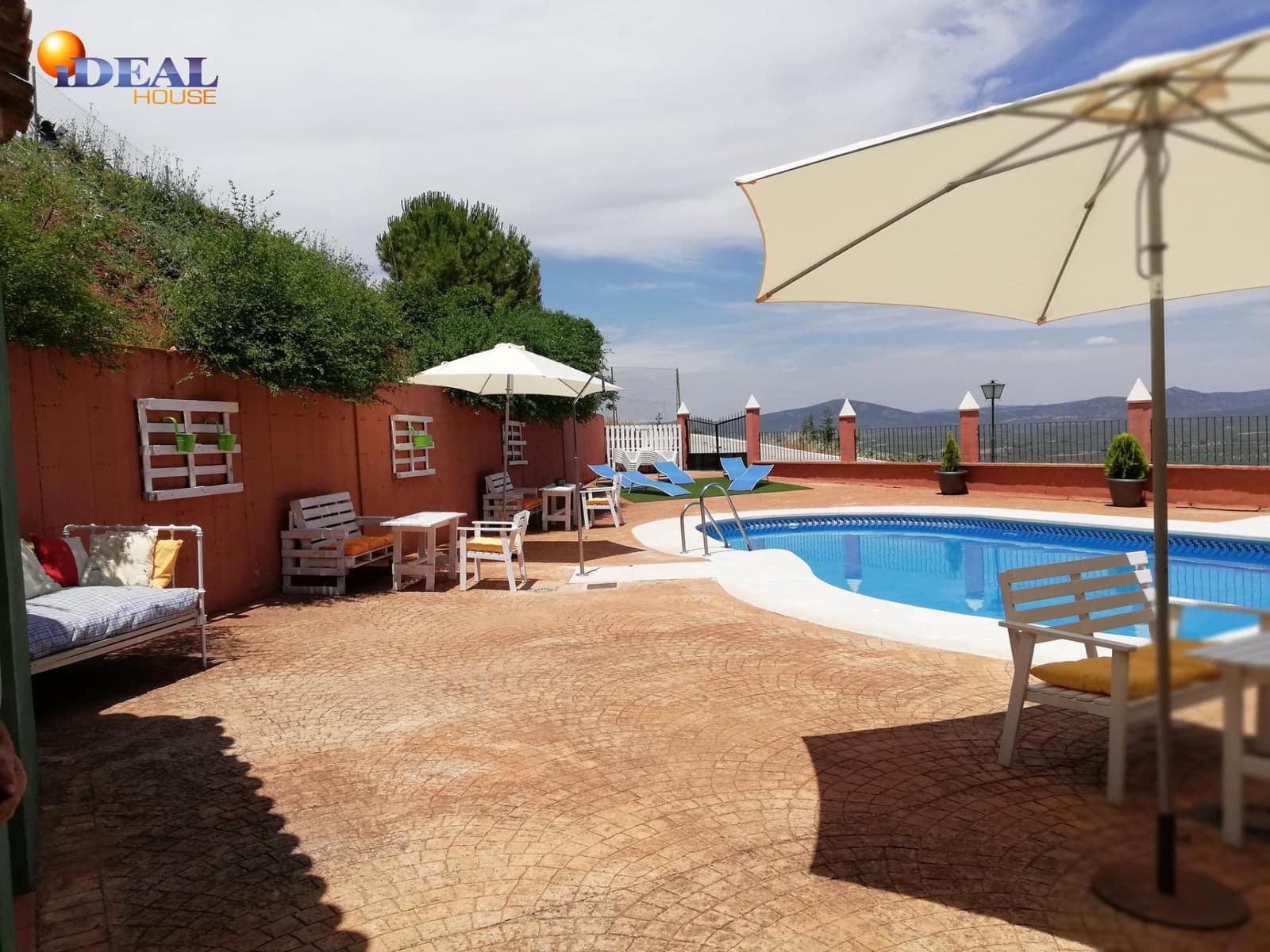 22 bedroom Finca/Country House for sale in Castellar with pool - € 600,000 (Ref: 9433793)