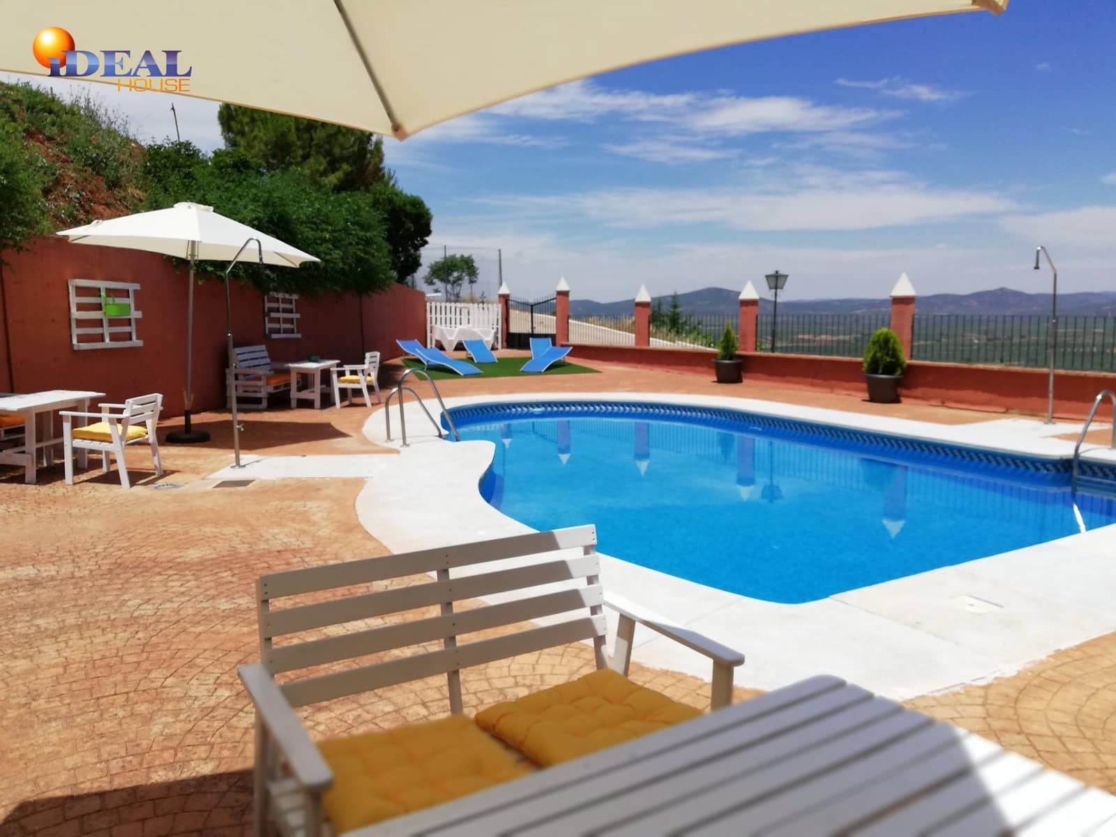 22 bedroom Finca/Country House for sale in Castellar with pool - € 600,000 (Ref: 9433793)