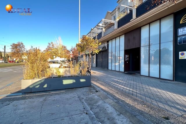 Commercial for sale in Granada city - € 369,500 (Ref: 9433797)