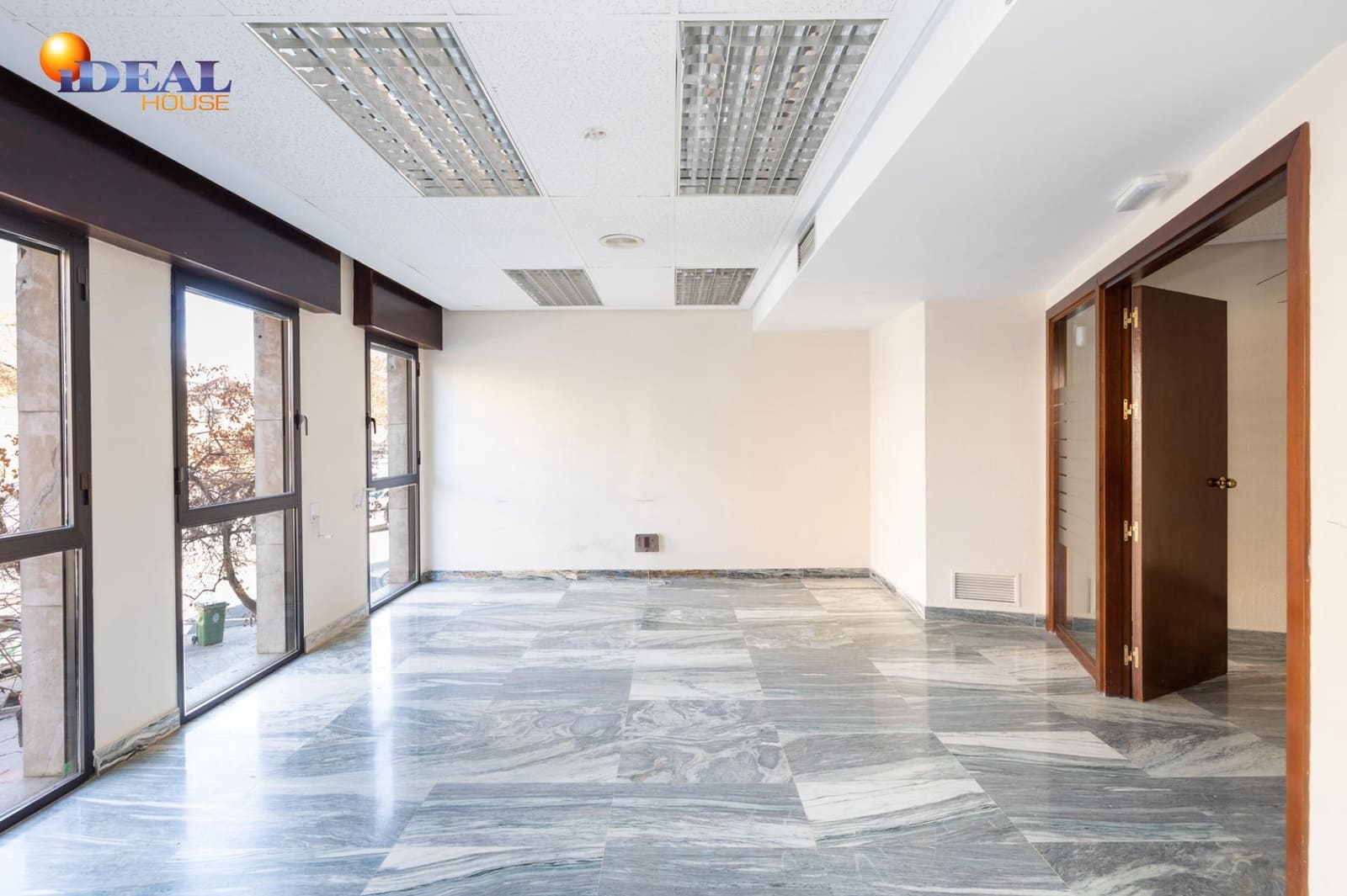 4 bedroom Flat for sale in Granada city - € 575,000 (Ref: 9433798)