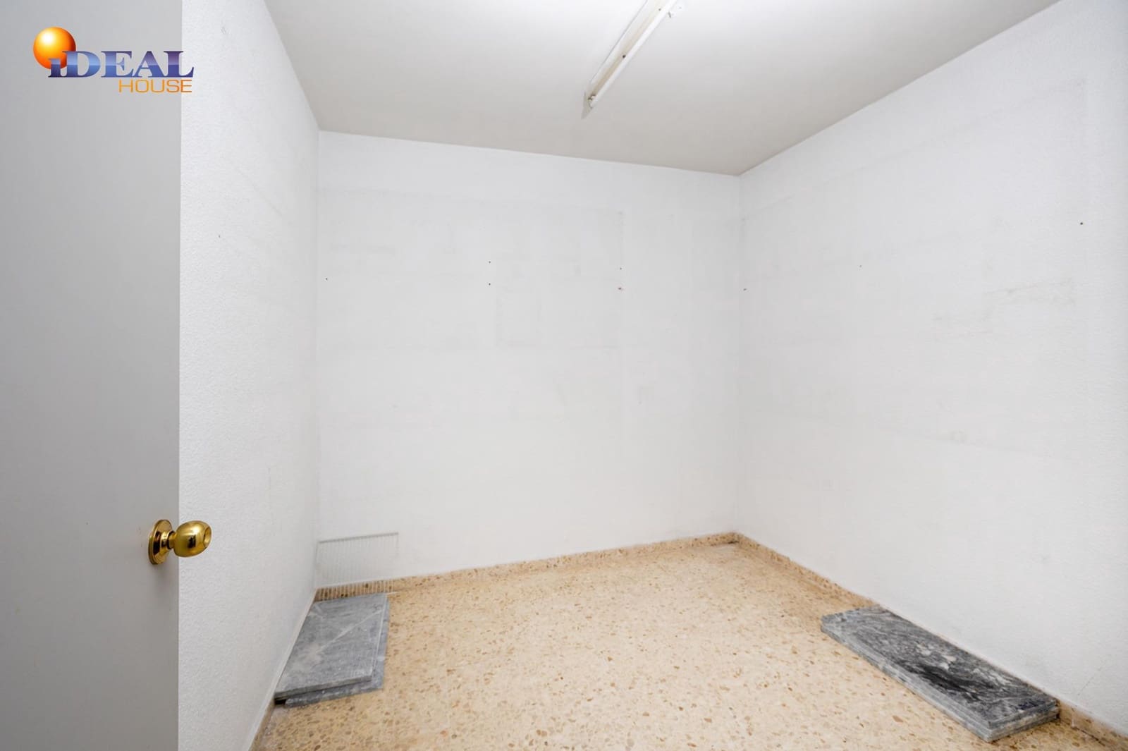 4 bedroom Flat for sale in Granada city - € 575,000 (Ref: 9433798)