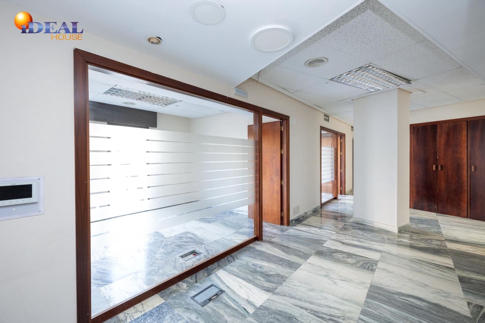 4 bedroom Flat for sale in Granada city - € 575,000 (Ref: 9433798)