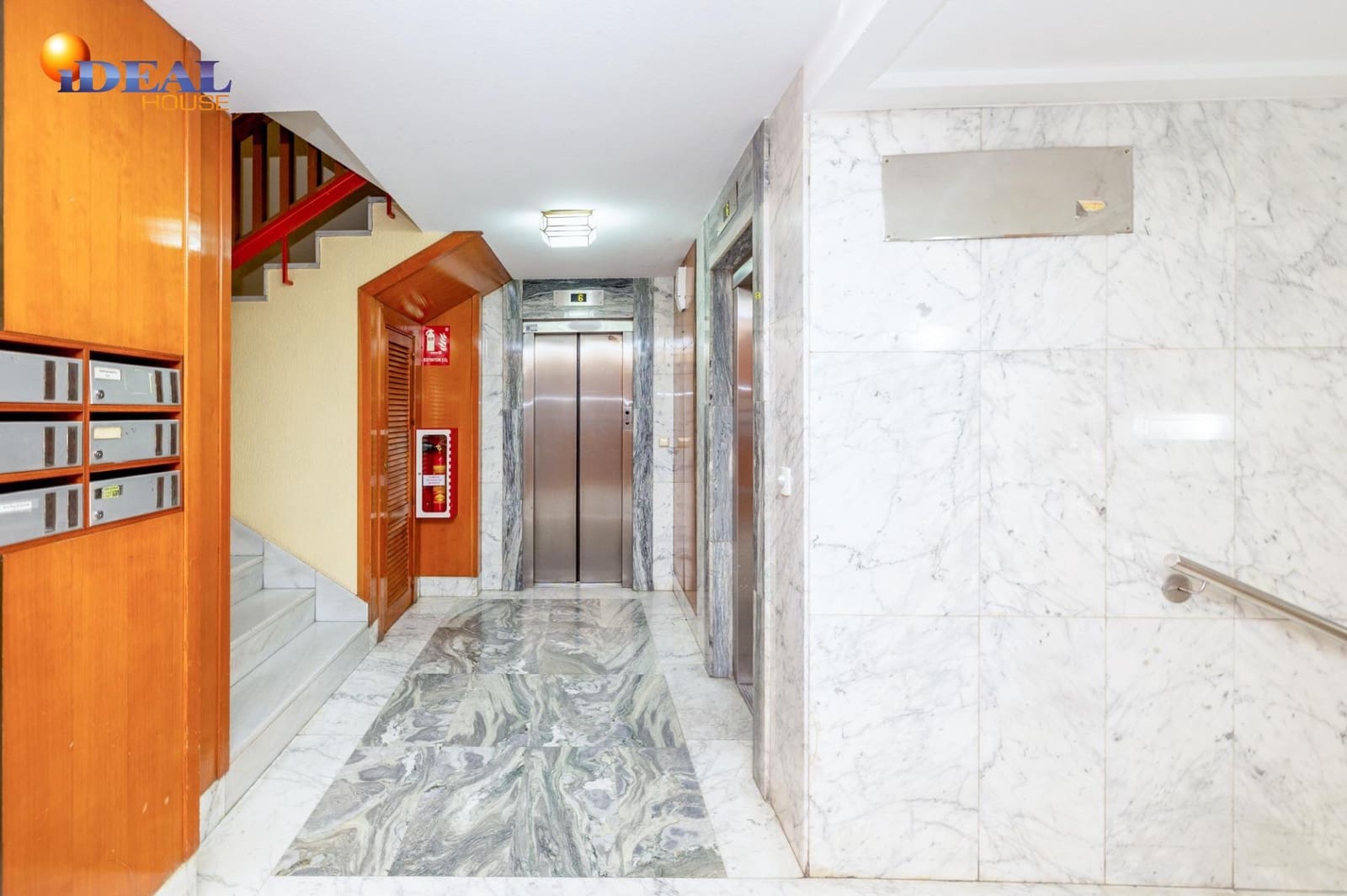 4 bedroom Flat for sale in Granada city - € 575,000 (Ref: 9433798)