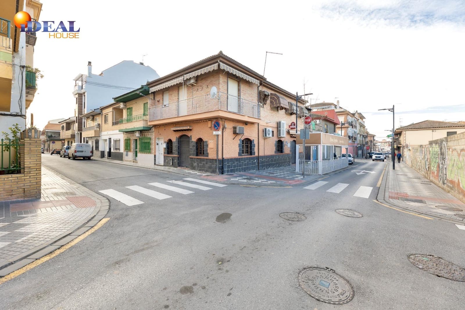 4 bedroom Flat for sale in Maracena with garage - € 244,900 (Ref: 9433799)