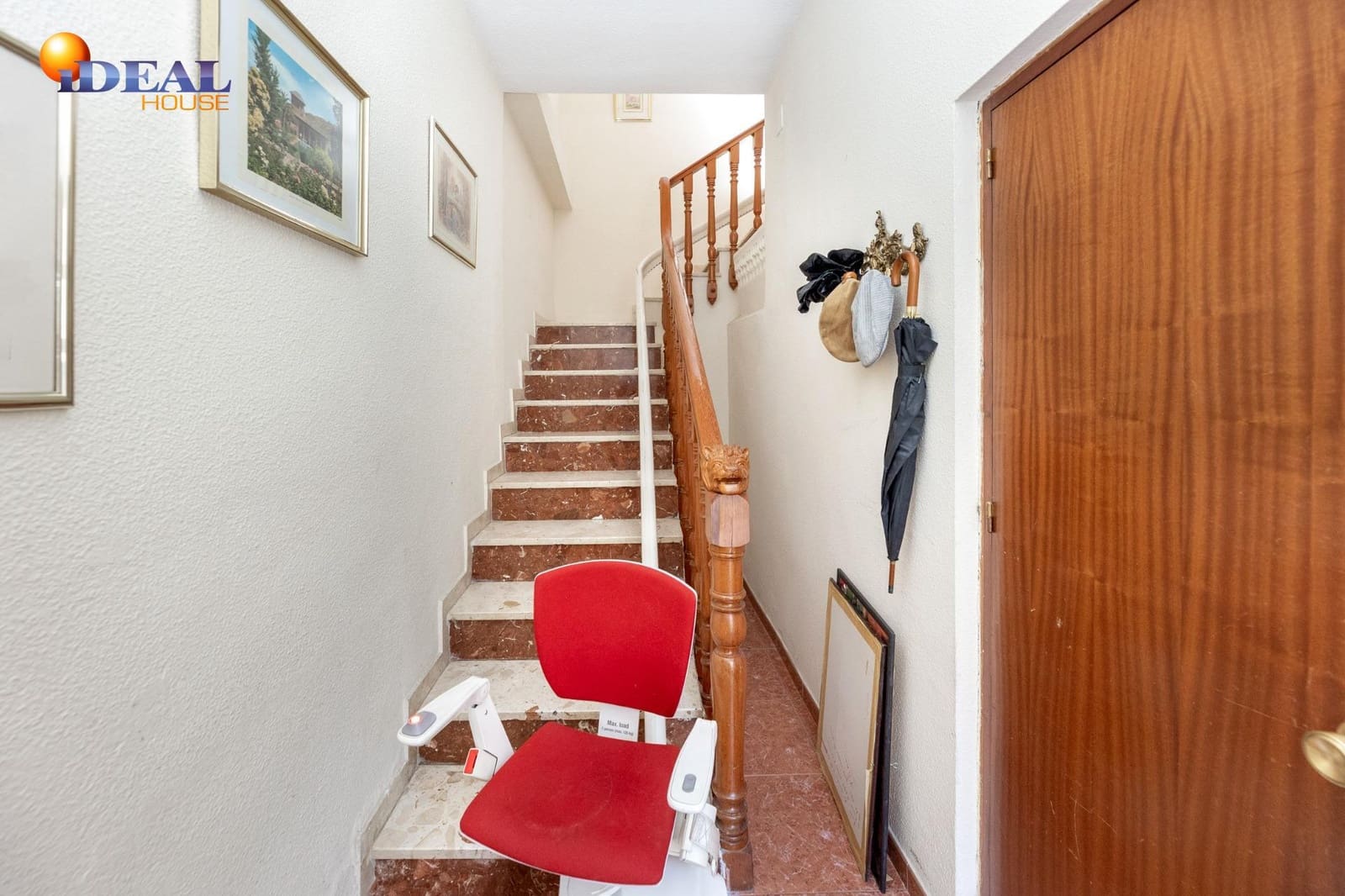 4 bedroom Flat for sale in Maracena with garage - € 244,900 (Ref: 9433799)