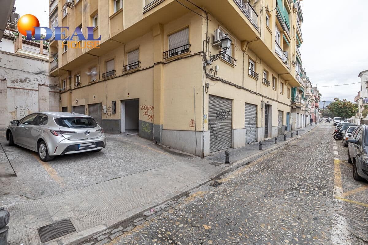 Kaupallinen myytävänä paikassa Granada kaupunki - 49 900 € (Ref: 9433800)